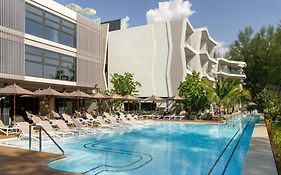 Radisson Blu Resort, Phuket Mai Khao Beach